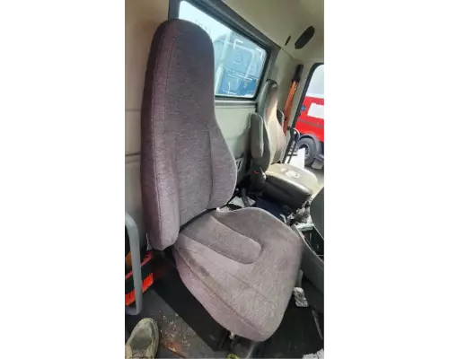 Volvo VNR64T Seat, Front