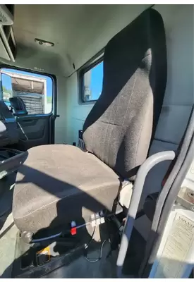 Volvo VNR64T Seat, Front