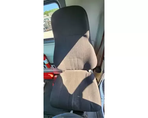 Volvo VNR64T Seat, Front