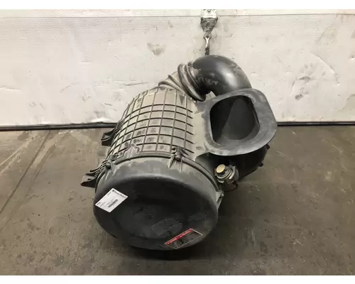 Volvo VNR Air Cleaner