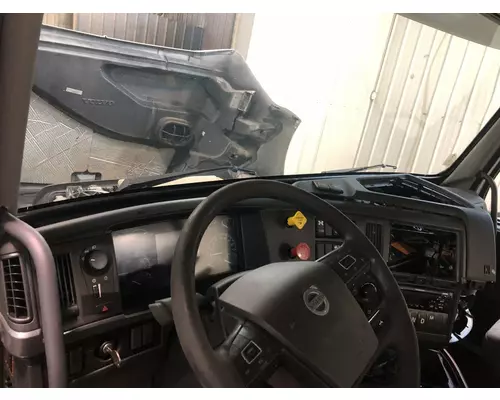 Volvo VNR Dash Assembly