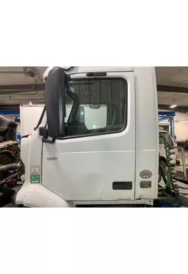 Volvo VNR Door Assembly, Front