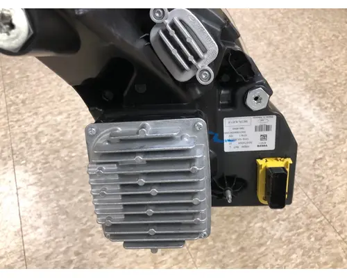 Volvo VNR Headlamp Assembly