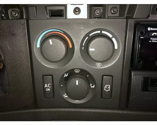 Volvo VNR Heater & AC Temperature Control