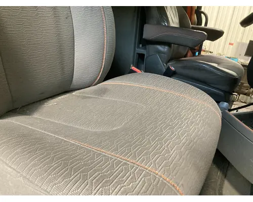 Volvo VNR Seat (non-Suspension)