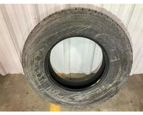 Volvo VNR Tires