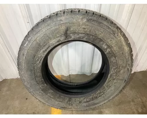 Volvo VNR Tires