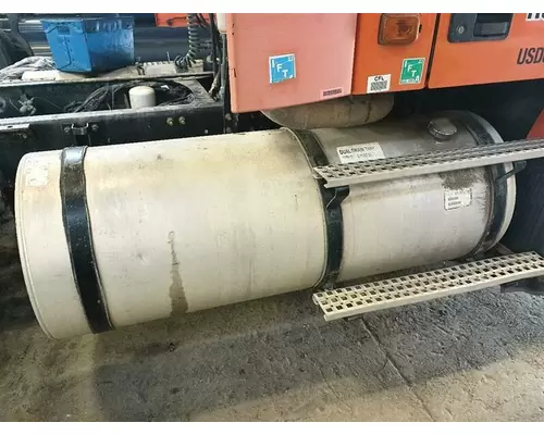 Volvo VN Fuel Tank