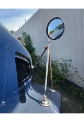 Volvo VN Mirror (Interior)