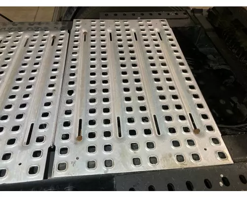 Volvo VT Deckplate
