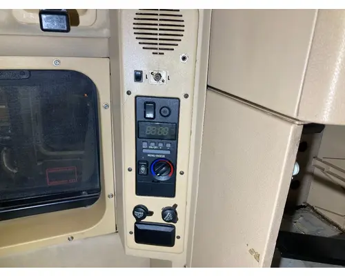 Volvo VT Sleeper Controls