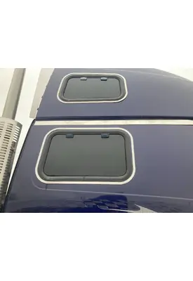 Volvo VT Sleeper Window