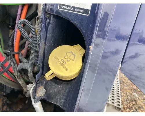 Volvo VT Windshield Washer Reservoir