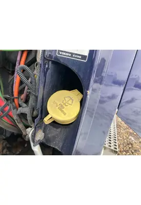 Volvo VT Windshield Washer Reservoir