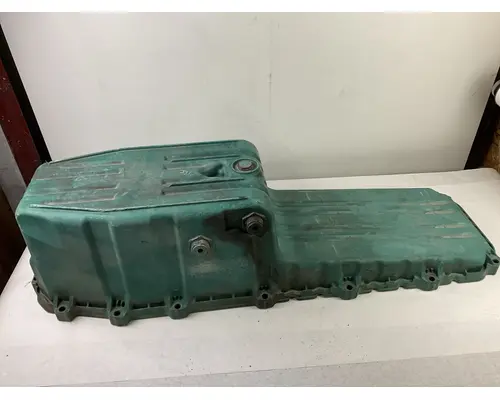 Oil Pan VOLVO VED12 Hagerman Inc.