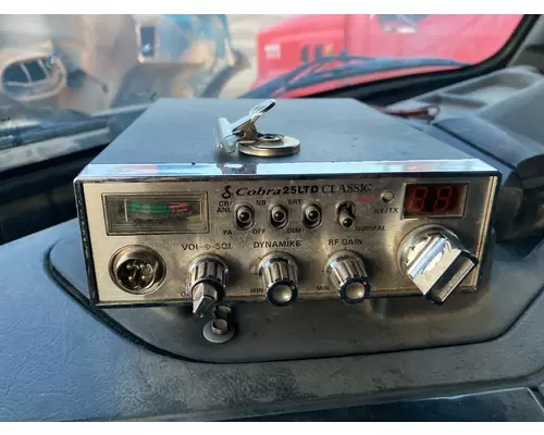 Radio Volvo VHD Vander Haags Inc Col