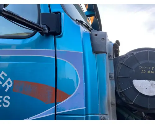 Cowl Volvo VHD Vander Haags Inc Col