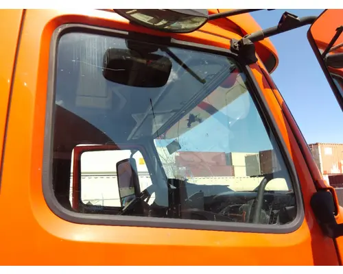 Door Glass, Front VOLVO VHD LKQ Heavy Truck - Tampa