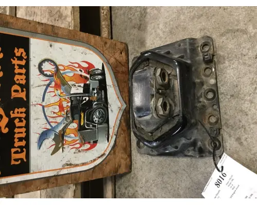 Engine Mounts VOLVO VN670 Payless Truck Parts