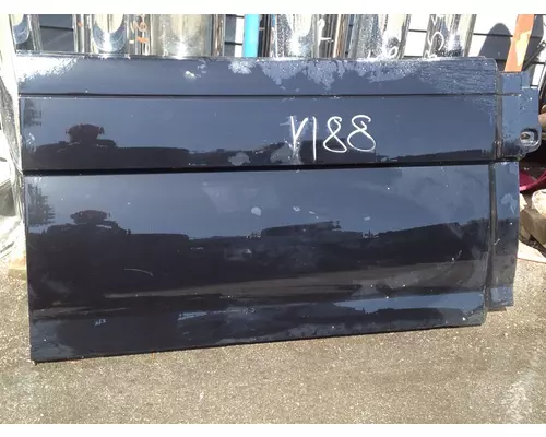 Side Fairing VOLVO VN670 Payless Truck Parts