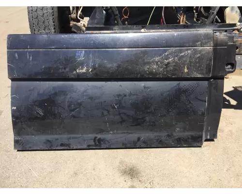 Side Fairing VOLVO VN670 Payless Truck Parts