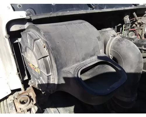 Air Cleaner VOLVO VN LKQ Thompson Motors - Wykoff