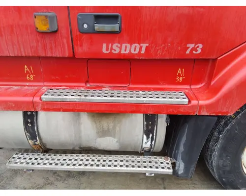 Side Fairing VOLVO VN LKQ Thompson Motors - Wykoff