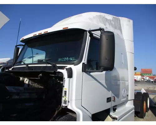 Cab VOLVO VN LKQ Heavy Truck - Tampa