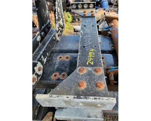 Crossmember VOLVO VN ReRun Truck Parts