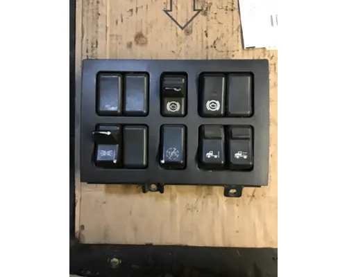 Dash / Console Switch VOLVO VN K &amp; R Truck Sales, Inc.
