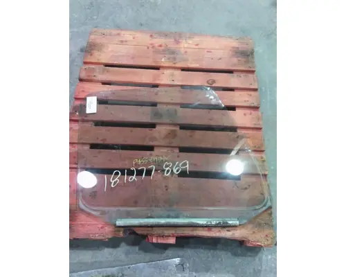 Door Glass, Front VOLVO VN LKQ Thompson Motors - Wykoff