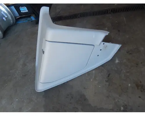Interior Parts, Misc. VOLVO VN K &amp; R Truck Sales, Inc.