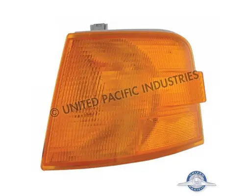Side Marker Lamp, Rear Volvo VN Holst Truck Parts