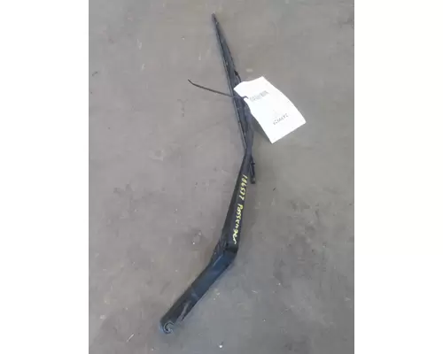 Windshield Wiper Arm VOLVO VN LKQ Thompson Motors - Wykoff