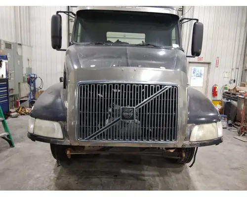 Hood VOLVO VNL 1998-2003 LKQ Thompson Motors - Wykoff