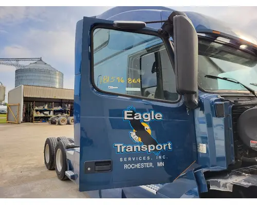 Door Assembly, Front VOLVO VNL 1999-2025 LKQ Thompson Motors - Wykoff