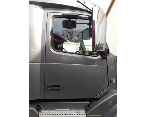 Door Assembly, Front VOLVO VNL 1999-2025 LKQ Thompson Motors - Wykoff