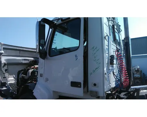 Door Assembly, Front VOLVO VNL 1999-2025 LKQ Heavy Truck - Goodys