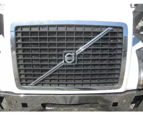 Grille VOLVO VNL 2003-2018 LKQ Heavy Truck Maryland
