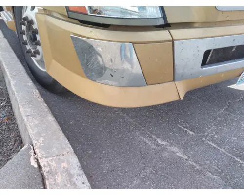 Bumper Assembly, Front VOLVO VNL 2004-2018 LKQ KC Truck Parts - Inland Empire