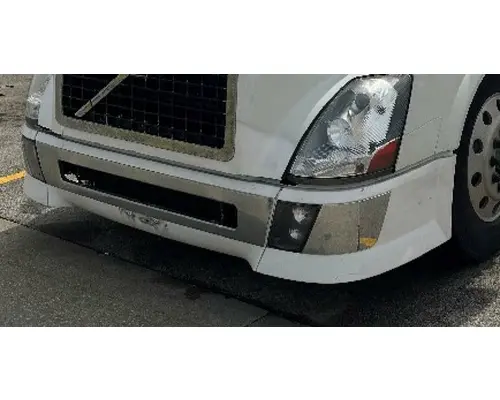 Bumper Assembly, Front VOLVO VNL 2004-2018 LKQ Geiger Truck Parts