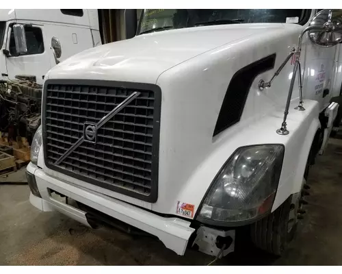 Hood VOLVO VNL 2004-2018 LKQ Geiger Truck Parts