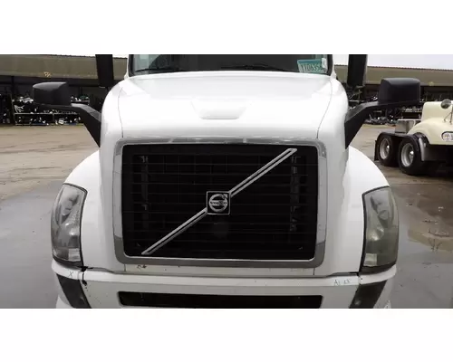 Hood VOLVO VNL 2004-2018 LKQ Thompson Motors - Wykoff