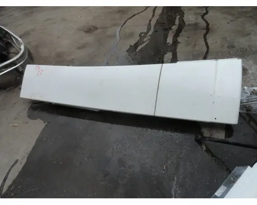 Sleeper Fairing VOLVO VNL 660 Sam's Riverside Truck Parts Inc