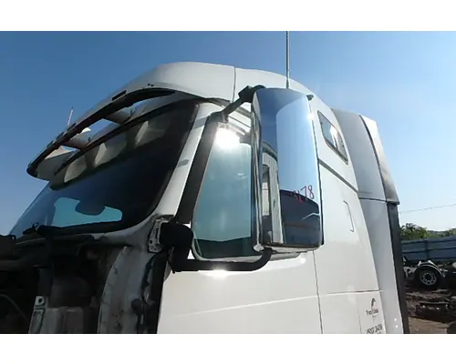 Mirror (Side View) VOLVO VNL 670 Sam's Riverside Truck Parts Inc