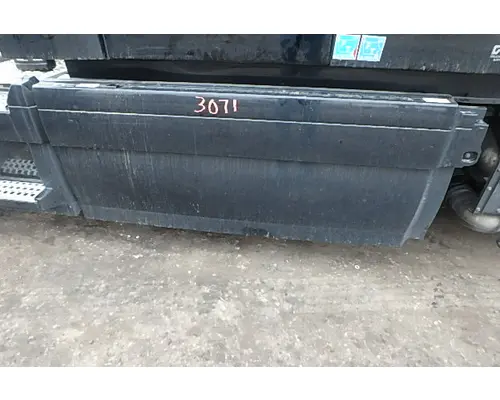 Side Fairing VOLVO VNL 780 Sam's Riverside Truck Parts Inc