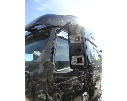 Mirror (Side View) VOLVO VNL 780 Sam's Riverside Truck Parts Inc