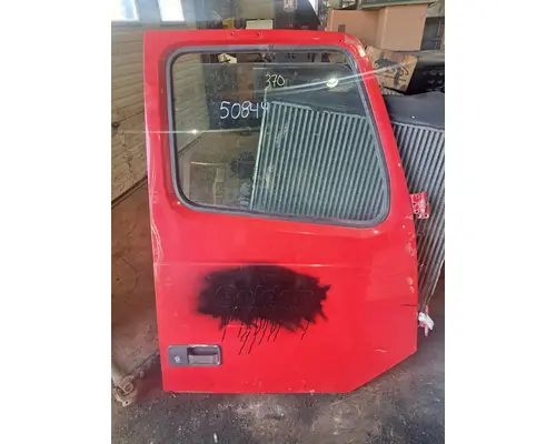 Door Assembly, Front VOLVO VNL200 Truck Salvage International Inc