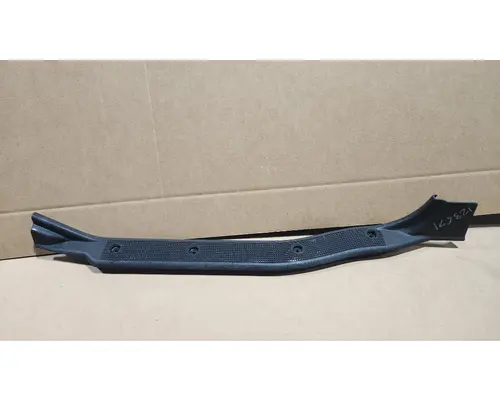 Door Panel (Trim) VOLVO VNL200 K &amp; R Truck Sales, Inc.