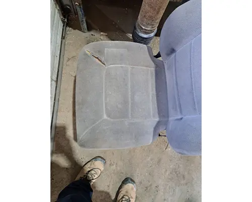 Seat, Front VOLVO VNL200 Truck Salvage International Inc